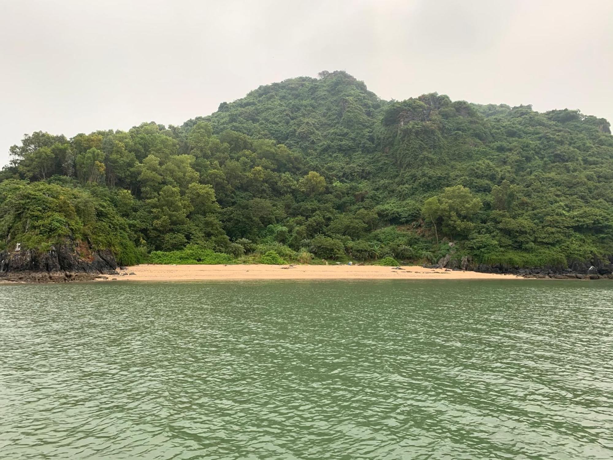 Ocean Beach Resort Cat Ba Island Exterior photo